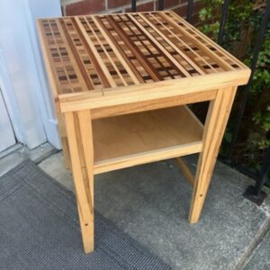 MAPLE TABLE