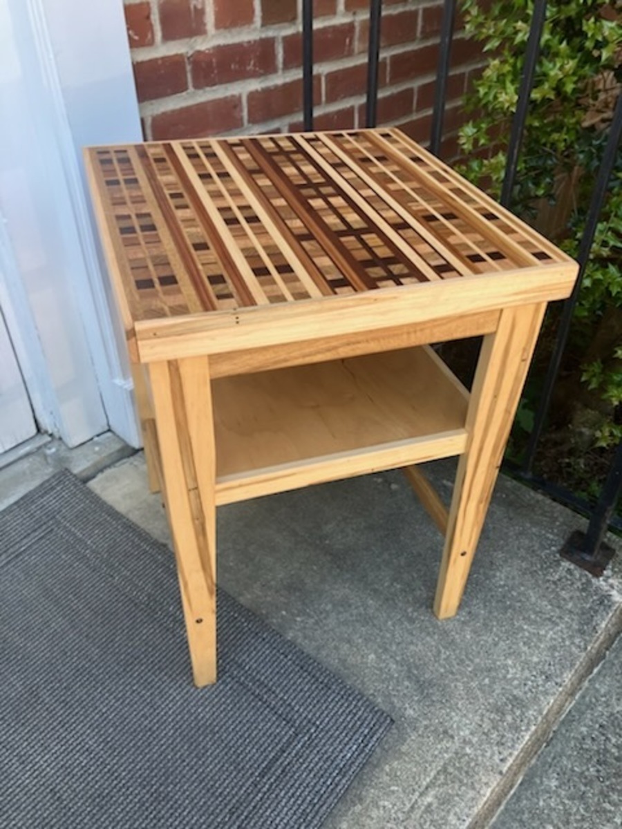 MAPLE TABLE